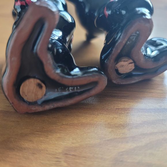 Vintage Salt or Pepper Shaker Boxing Cat Kitten Decoration Japan Black Clay - Picture 7 of 10